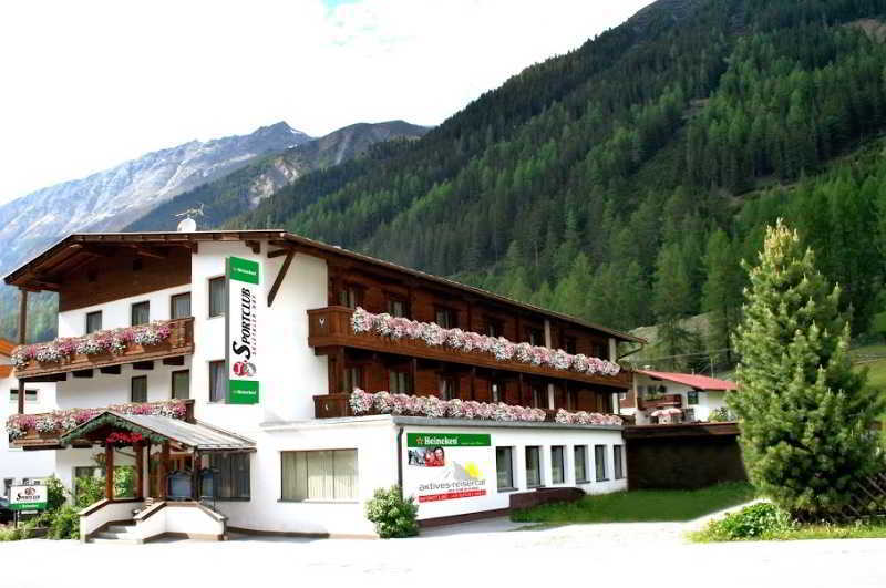 First Mountain Hotel Oetztal Λάνγκενφελντ Εξωτερικό φωτογραφία